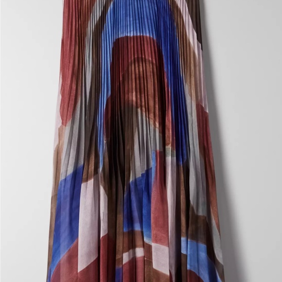 Aritzia Wilfred Twirl Skirt Cobalt - Picture 3 of 4